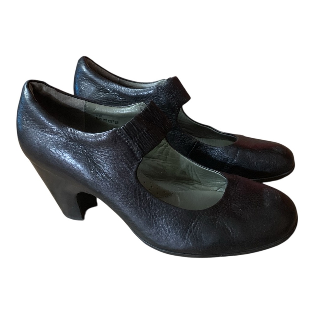 Born Black Leather Heels